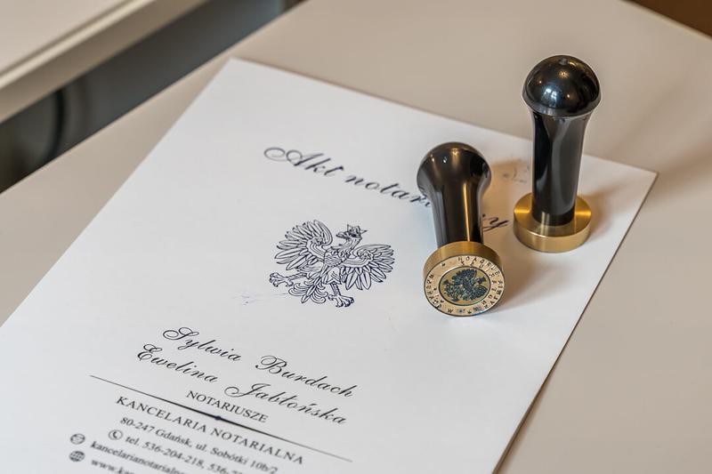 Jakie wydatki wiążą się z aktem poświadczenia dziedziczenia w 2023 roku? Sprawdź nasz poradnik z cennikiem!